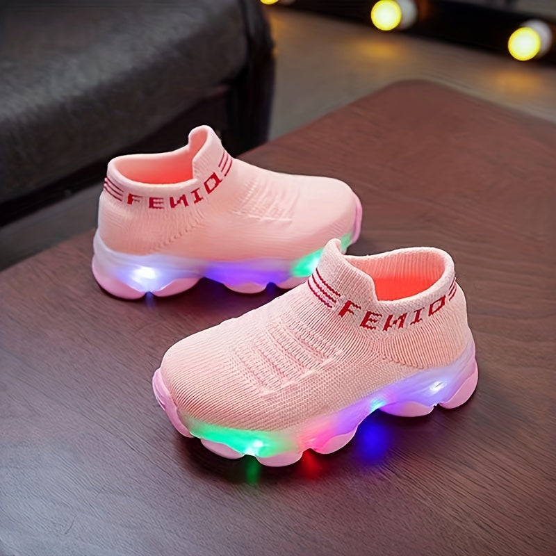 BananaDeer kids' slip-on sneakers with dual-tone gradient design, LED light effect, and durable rubber sole. Perfect for boys and girls during spring/fall and youth sports.