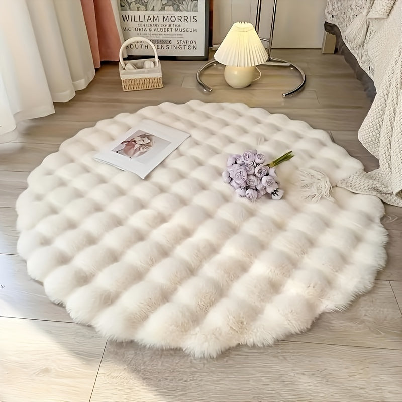 Elegant Plush Faux Rabbit Fur Circular Rug - Supremely Soft, Plush, and Warm, Easy-Care Polyester Blend, Anti-Skid Base, Ideal for Enhancing Living Room or Bedroom Décor - Contemporary Minimalist Design