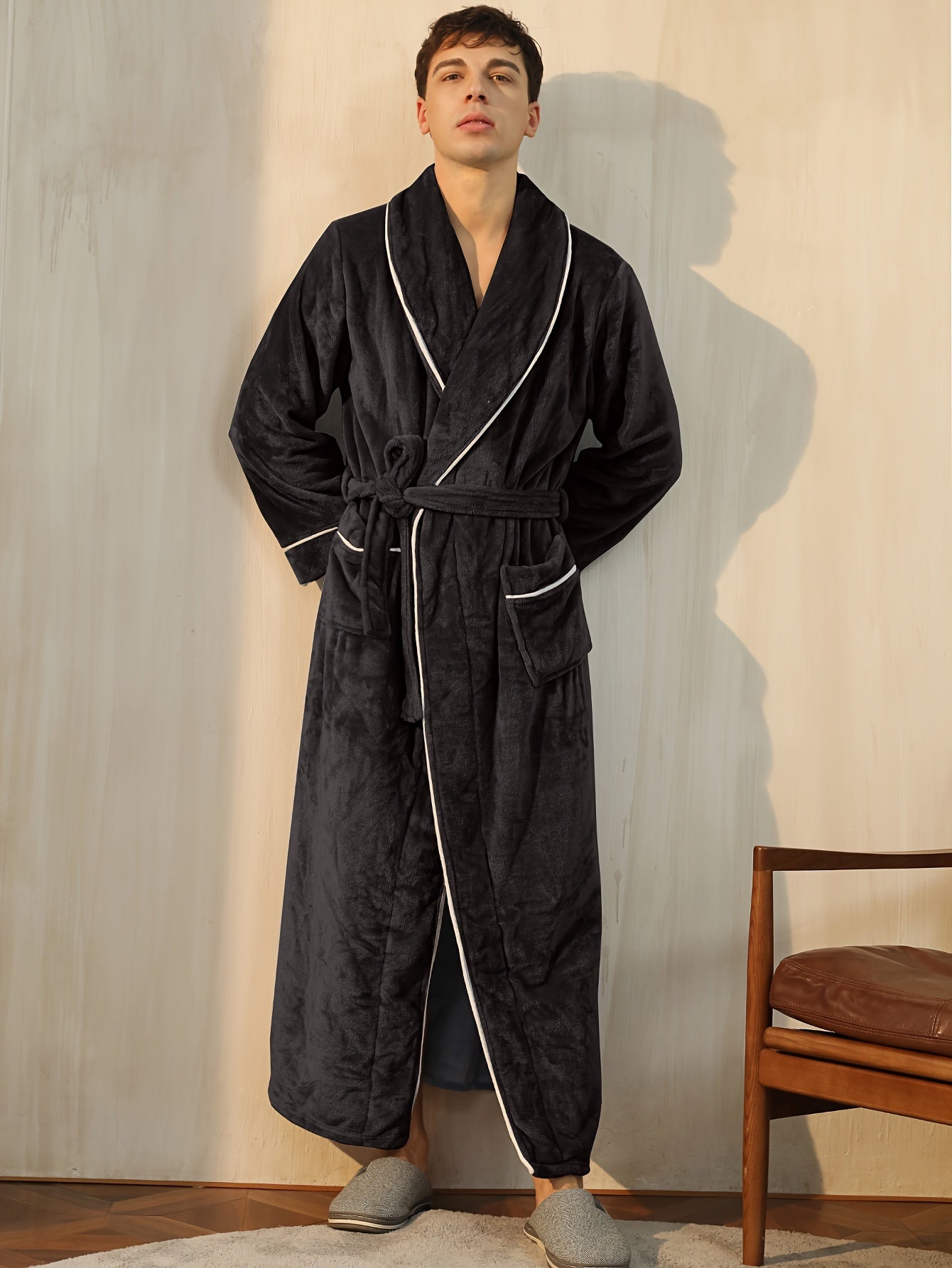 Men's simple flannel bathrobe with coral fleece lining and double side pockets for winter.