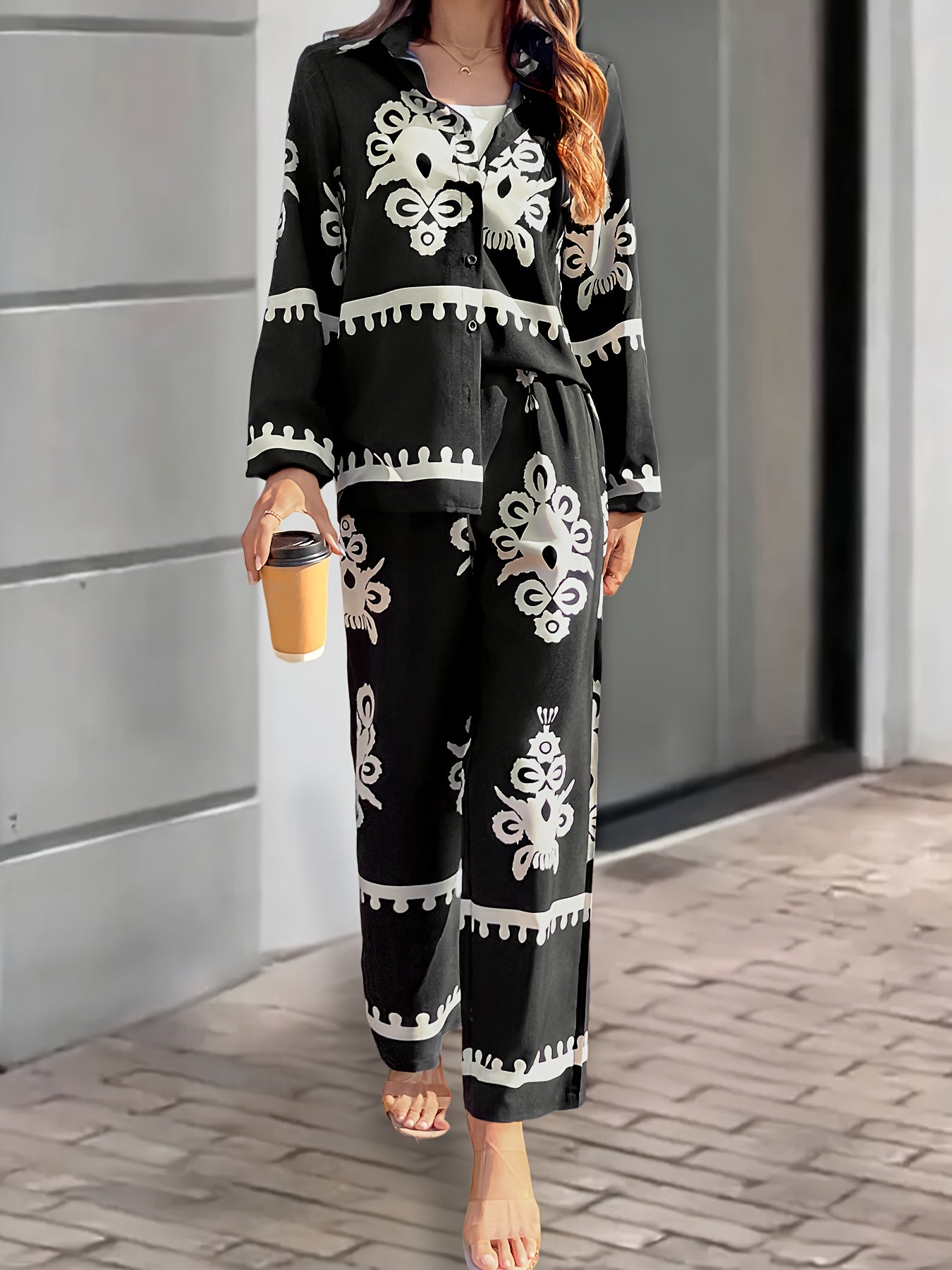 Women's 2-piece casual suit made of 100% polyester, featuring a long sleeve top with button front and pants with plant pattern. Loose fit with cardigan collar and regular sleeves, suitable