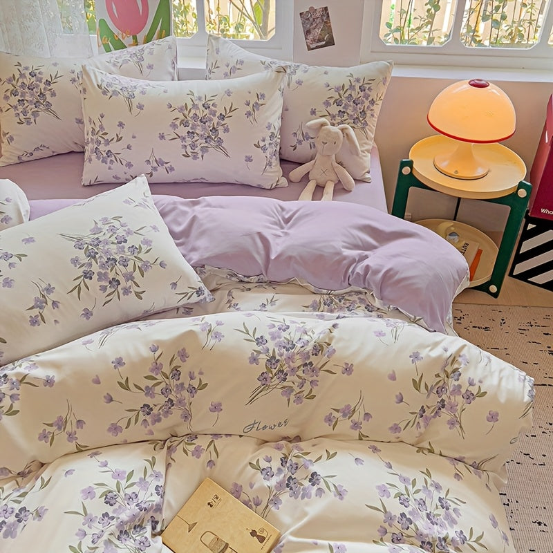 Soft floral print bedding set includes duvet cover and 2 pillowcases, made of breathable polyester with zip closure. Suitable for all seasons, perfect for bedrooms and guest rooms.