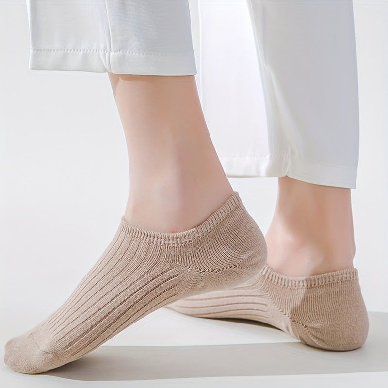 6 pairs of women's comfortable low-top, invisible, and long socks.