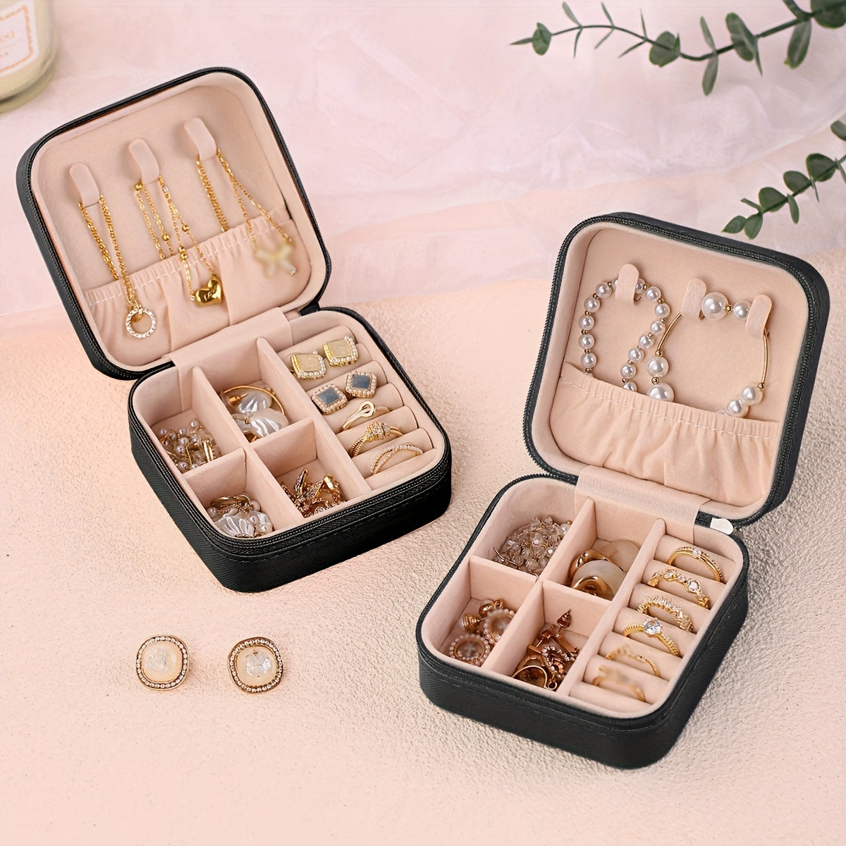 Portable jewelry storage box for traveling, suitable for earrings, necklaces, and rings. Simplistic organizer for jewelry.