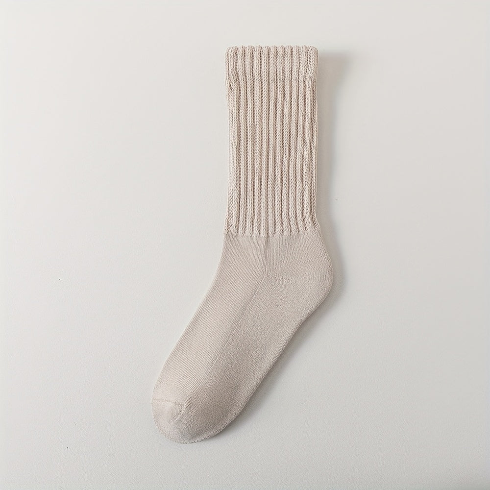 Men's and women's college style retro socks, breathable and thick, suitable for all seasons.