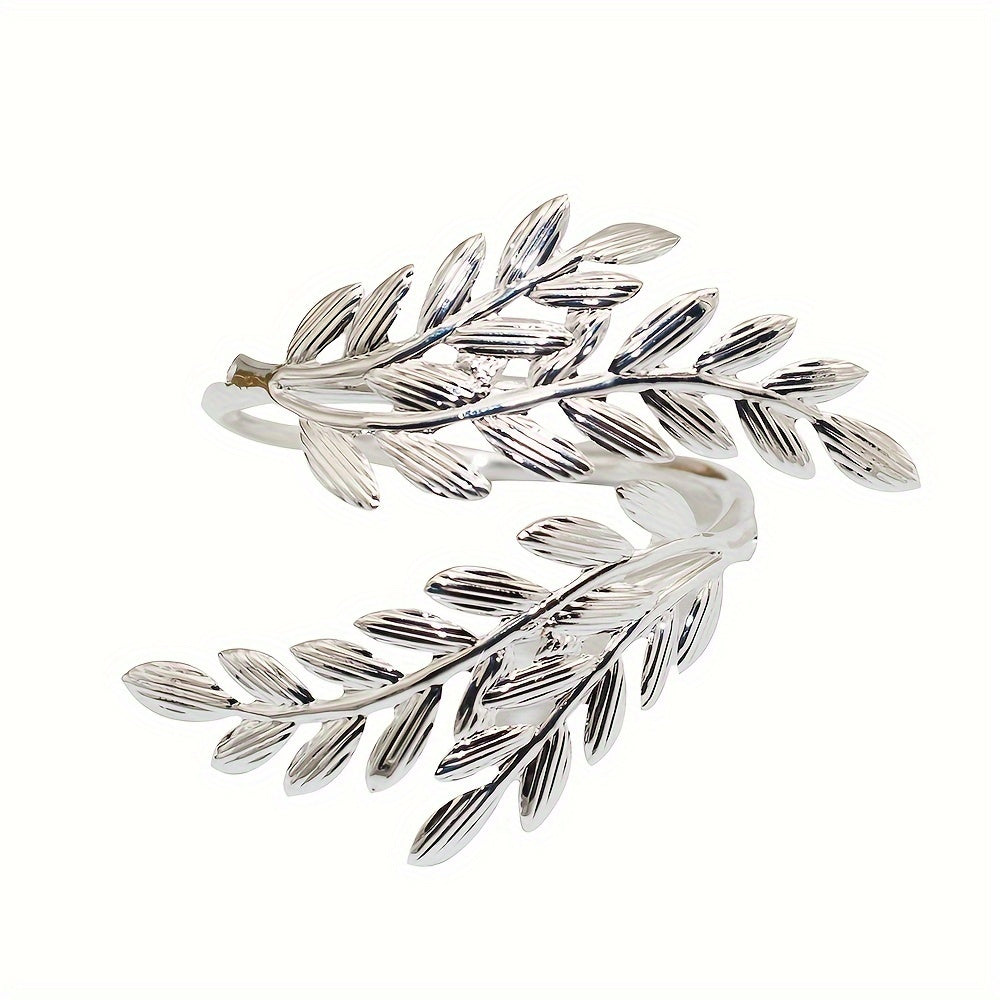 Set of 6 wheat ear design iron napkin rings, great for hotel wedding banquets. Golden plating, also available in silver.