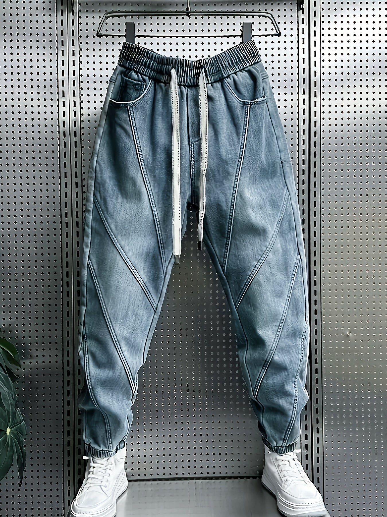 Men's casual cropped denim pants made of cotton blend, featuring a regular fit, solid color, non-stretch fabric, drawstring waist, and pockets. Suitable for all seasons.