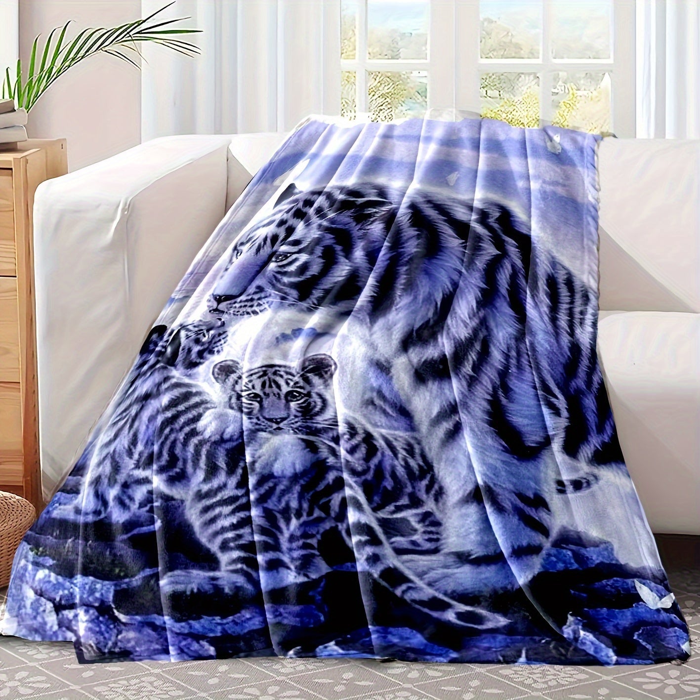 Soft and Quilted Glam Style White Tiger Print Flannel Throw Blanket - Featuring Digital Printing and Knitted Design. Made of Tear & Stain Resistant Polyester, Machine Washable for Easy Care. Versatile All-Season Blanket Perfect for Bedroom, Travel, or