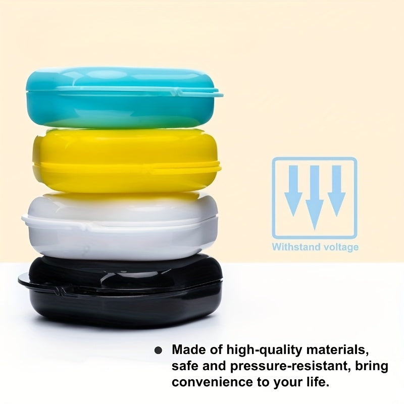 Odor-free 6/8 denture case with ventilation holes, ideal for clear aligners and night guards. Secure locking mechanism, perfect for travel. Available in black, white, yellow, light purple