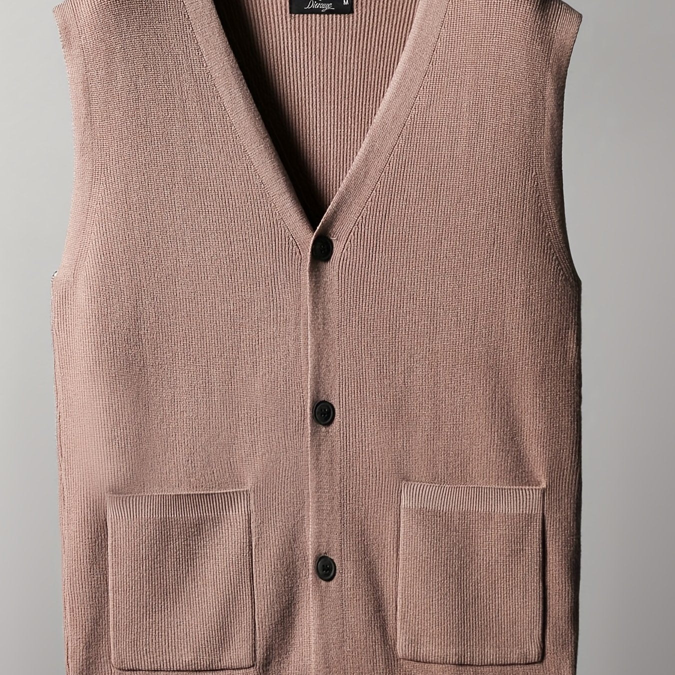 Men's oversized knitted sweater featuring a new cardigan vest design for autumn and winter.