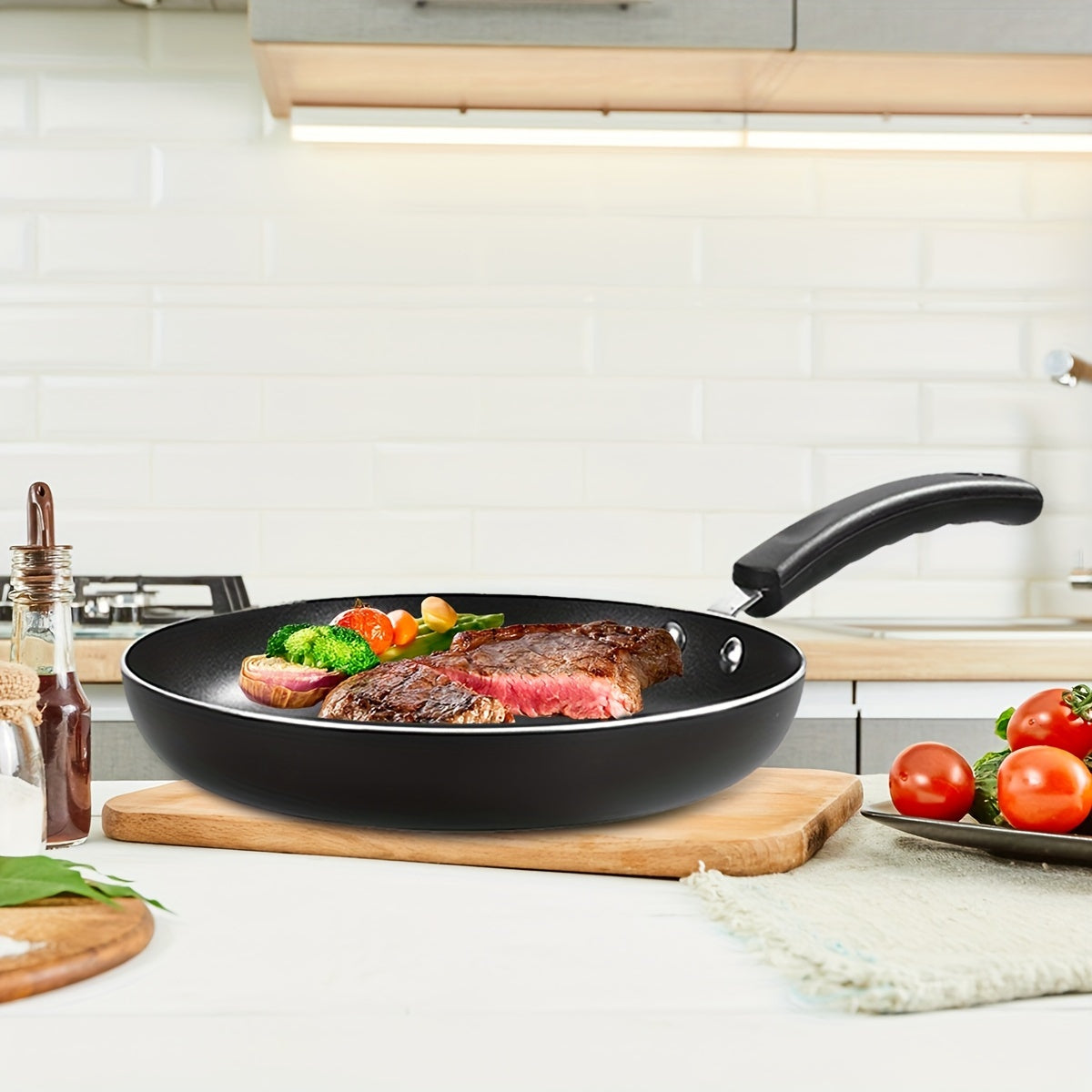 Set of 3 Aluminum Nonstick Frying Pans - Featuring Ceramic Coating, PFOA Free, and Durable Construction, Essential Cookware in Sizes 8/9.5/11 inch.