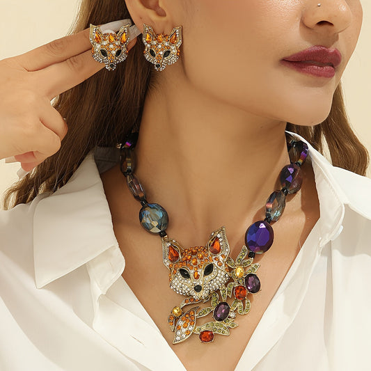 This luxury and exquisitely designed jewelry set features a pendant necklace and earrings adorned with inlaid water diamonds, fox leaves, and colorful acrylic beads. The set is elegant and fashionable, making it the perfect gift for women. It is ideal