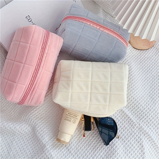 Unscented white velour cosmetic bag for women with large capacity for makeup brushes and accessories.