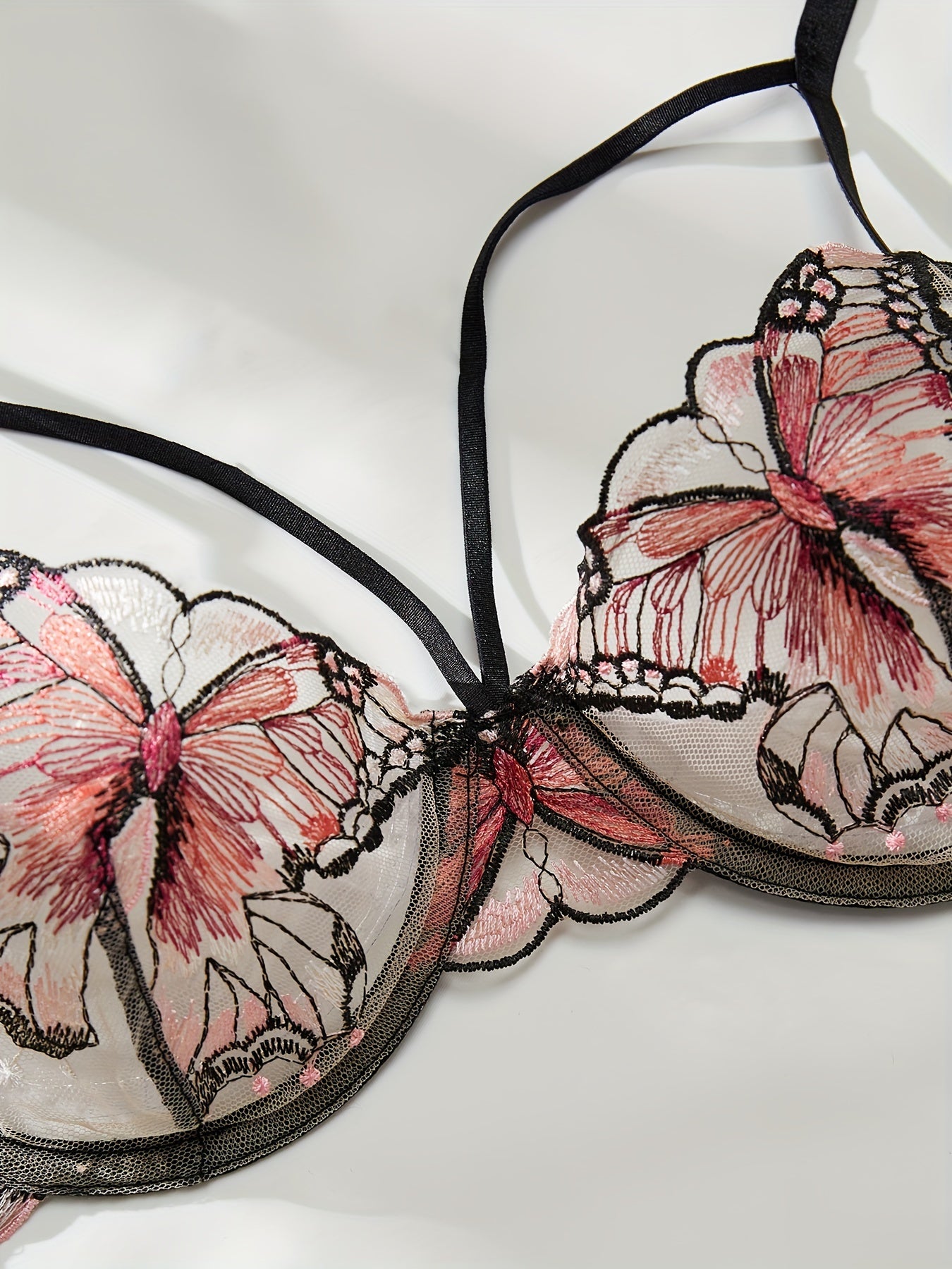 Women's Strappy Butterfly Embroidery Lingerie Set