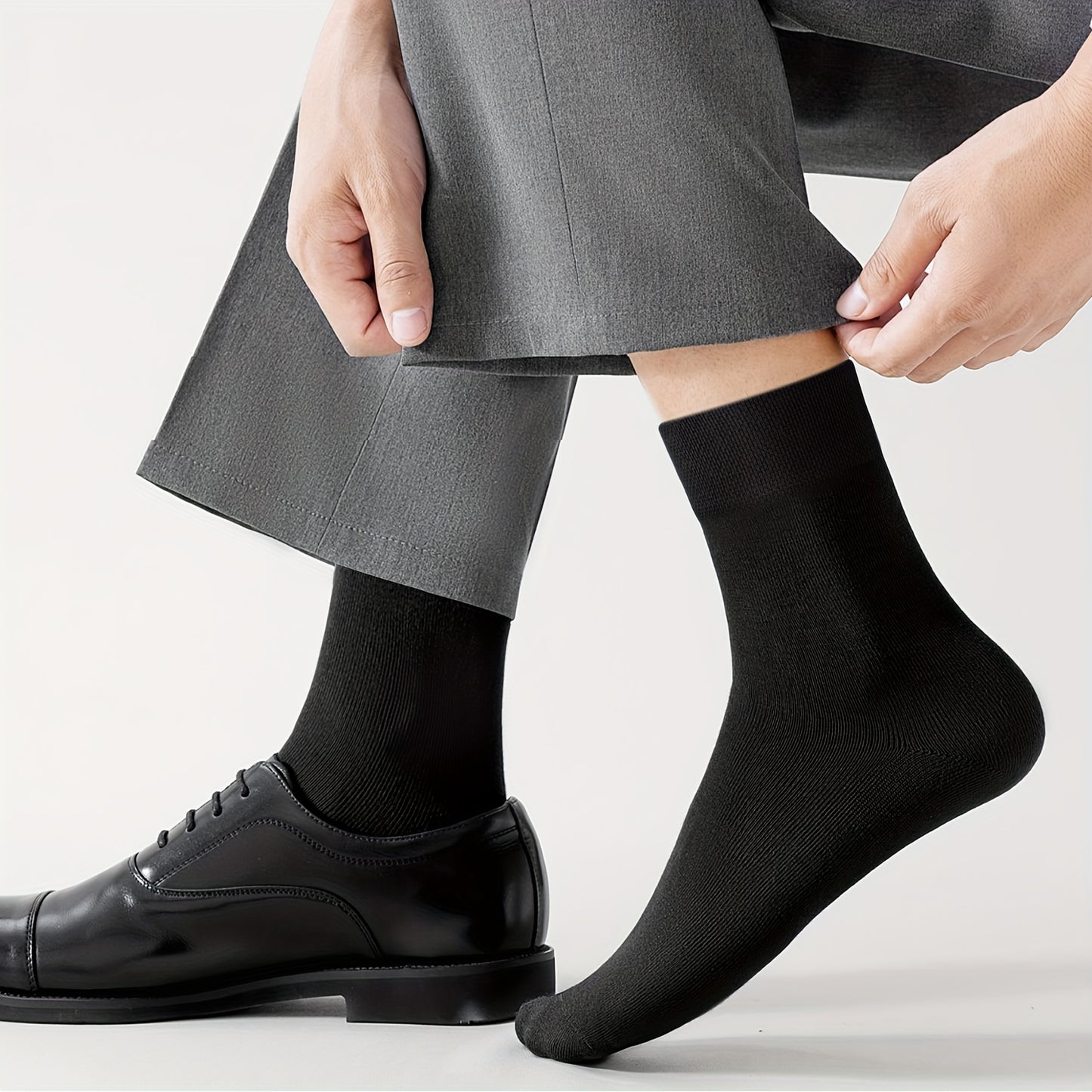 YUEDGE 15 Pairs Mens Business Socks in Black, White, and Gray