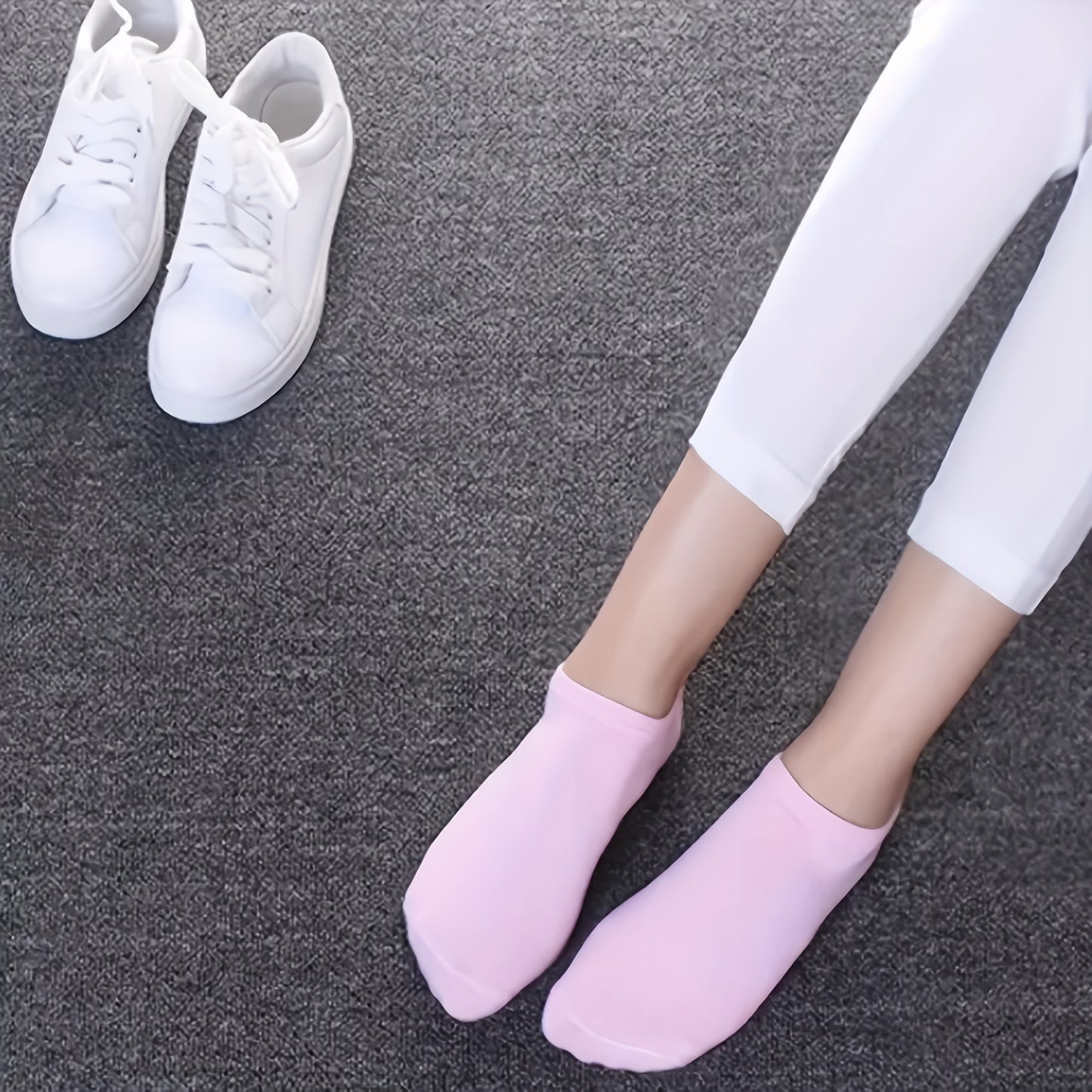 20 pairs of candy-colored, lightweight, and breathable low cut ankle socks for women.