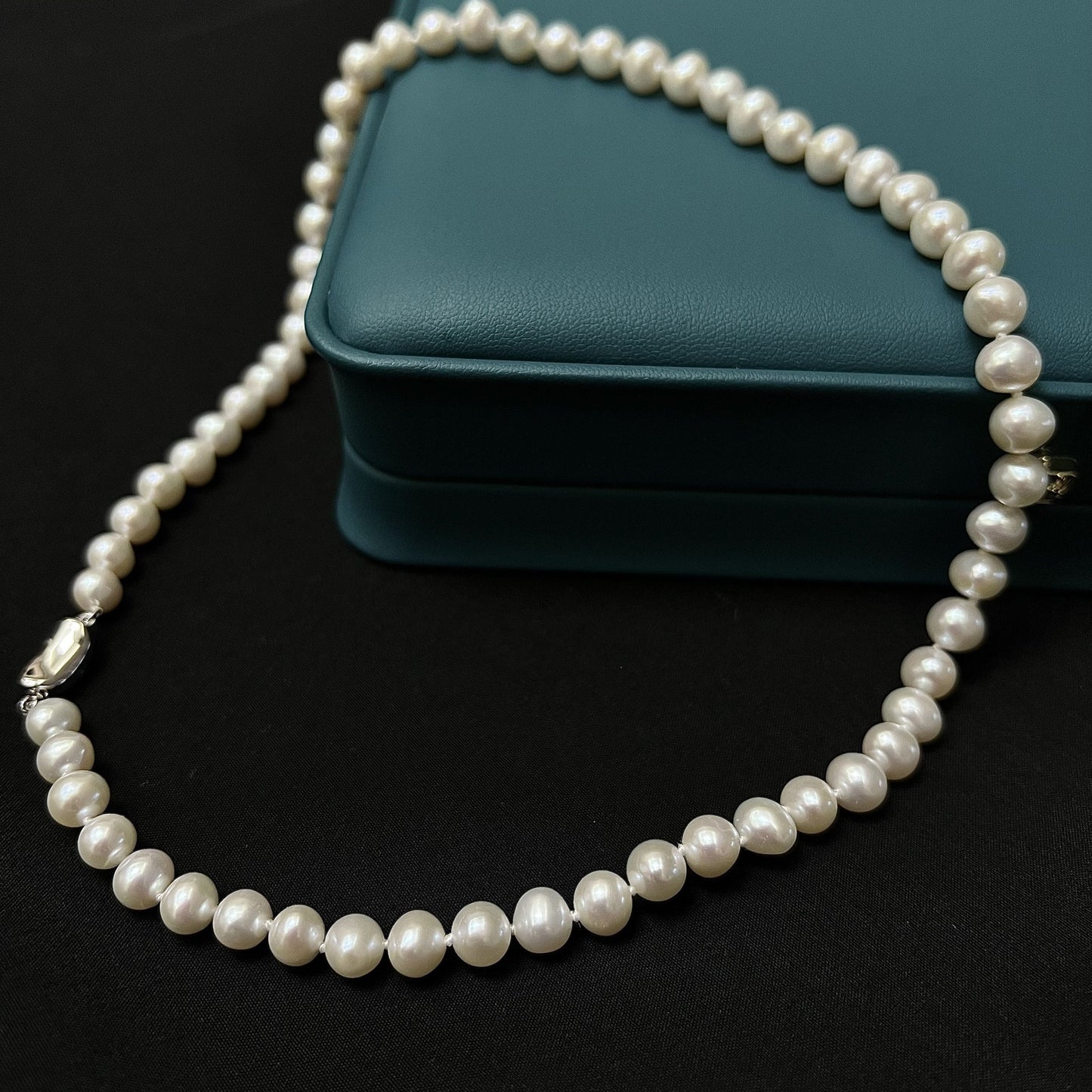 Elegant and Versatile Luxury Freshwater Pearl Necklace with Semi-Oval 6.3-7.3mm Pearls, Nearly Flawless Luster, 28.3g, 45cm Length, S925 Silver Clasp. Perfect for Women, Comes with Gift Box - Ideal for Special Occasions and Gifts.