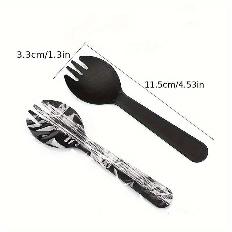 50 or 100 pieces of disposable spoons and forks, each in independent packaging. Made of plastic, these ice cream forks are perfect for desserts. Sporks are also included in this set. These thickened cake and dessert spoons are ideal for use in the home