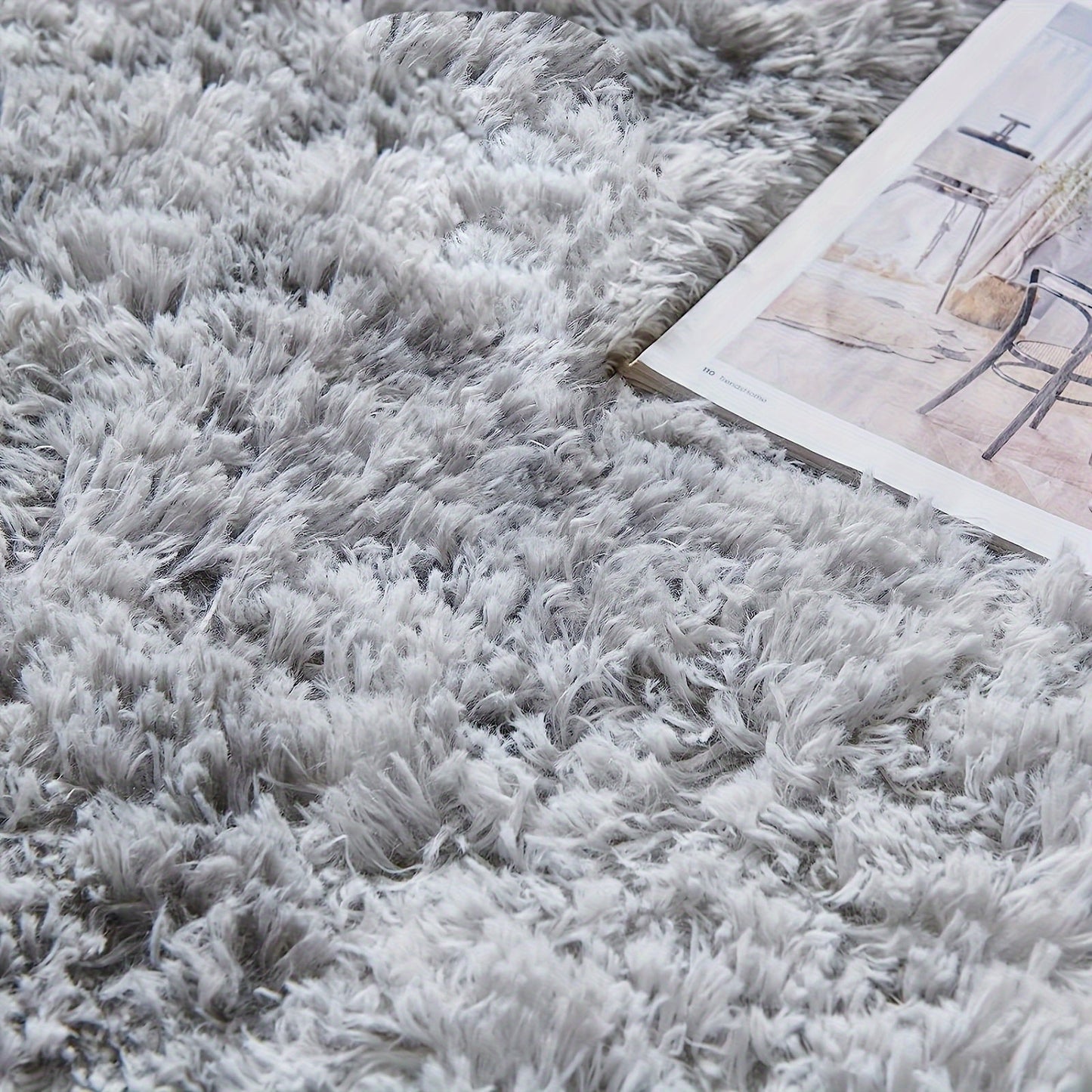 Luxurious soft plush shag area rug perfect for the living room, fluffy shaggy floor carpet ideal for the bedroom. This home decor piece adds warmth and style to any space. Non-slip and machine washable, it's perfect for the living room, bedroom, game