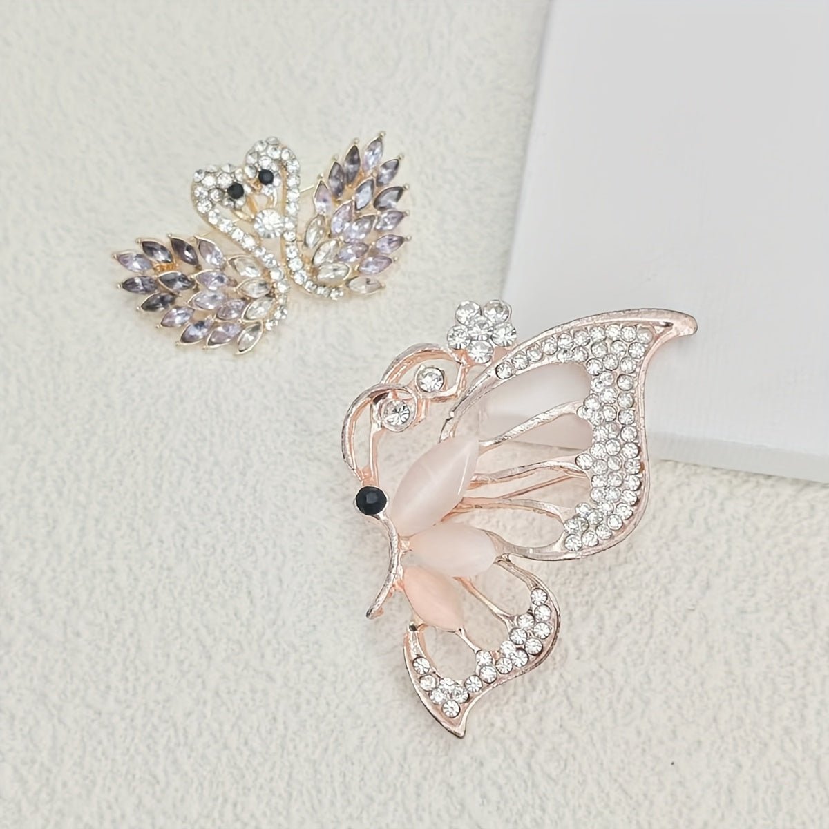 Luxurious and Exquisite High-End Butterfly and Swan Brooch Set: Stunning high-end fashion accessories, perfect for daily wear, including niche jewelry silk scarf buckle pins and clothing accessory pieces.