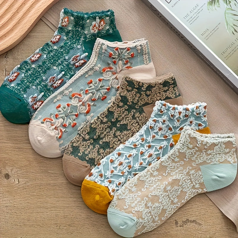 Floral print ankle socks in retro court style, 8 pairs for women.