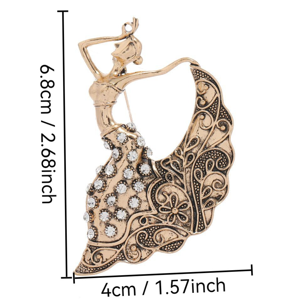 Elegant and one-of-a-kind ethnic girl brooch, enhance your beauty with traditional Chinese elements.