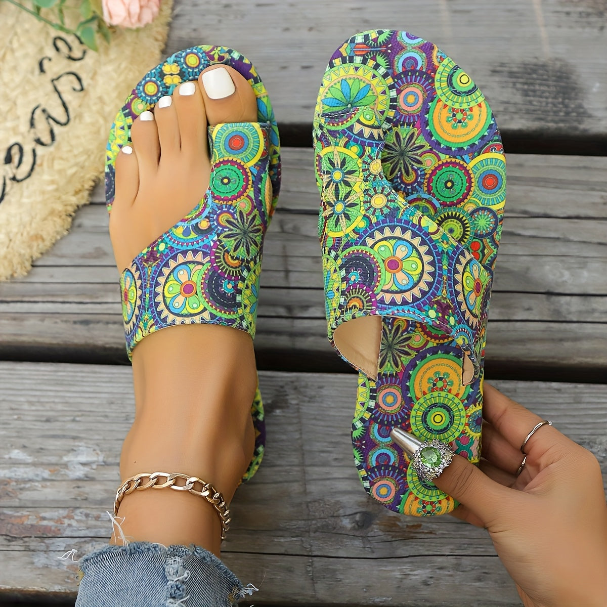 Bohemian flower slide sandals for women, lightweight and casual for summer.