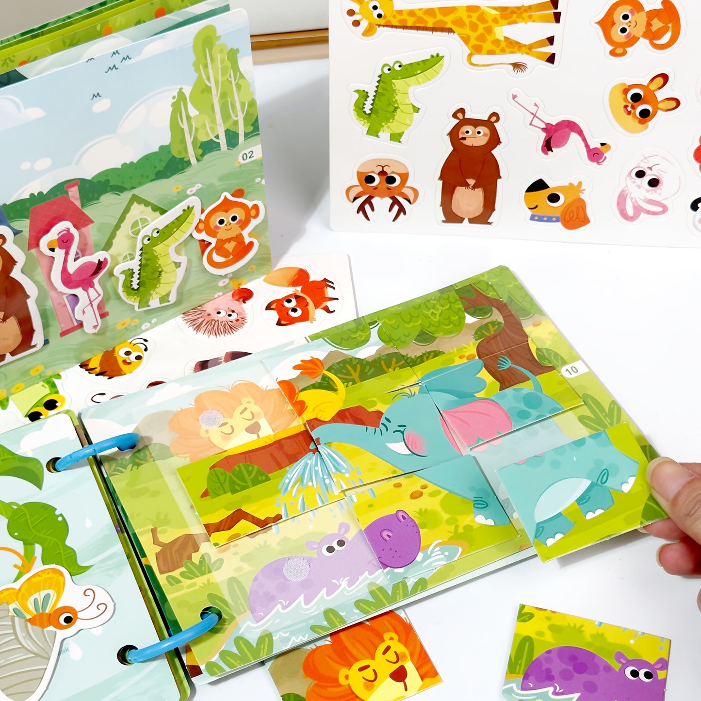 Animal puzzle sticker book for boys and girls, offers fun and educational learning, encourages DIY hand ability and concentration training.