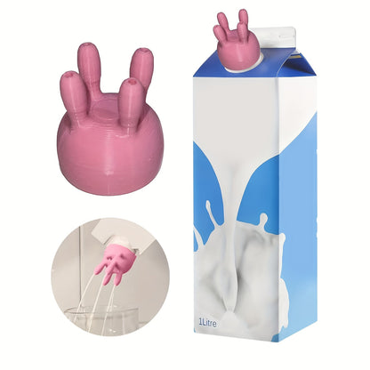 Moo-tiful Fun Milk Bottle Cap with Cow Udder Design, Made of ABS Material, Perfect for Adding Some Fun to Pouring Milk, Comes in a Box for Easy Storage, A Must-Have Milk Bottle Accessory