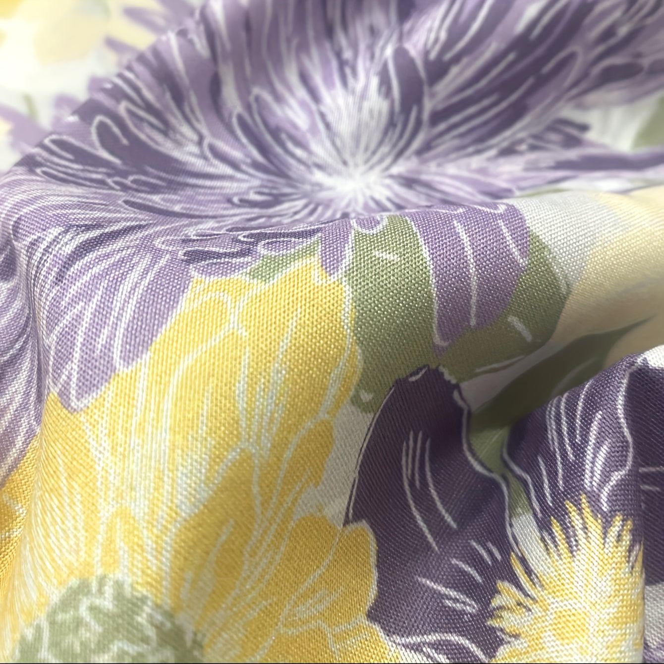 Two flower pattern brushed printed pillowcases, made of soft and breathable fabric, perfect for decorating your bedroom or sofa at home. Pillow core not included.