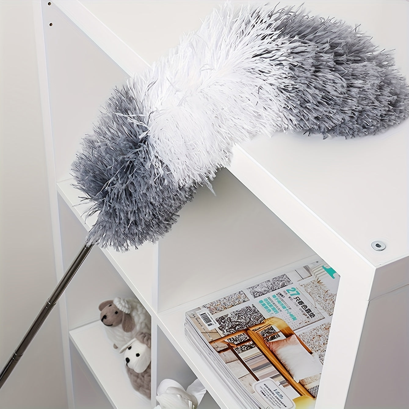 Reach further with our adaptable Microfiber Duster, featuring a flexible head that can be bent to fit tight spaces. This duster is reusable, washable, and perfect for cleaning high ceilings, furniture, and cars. Great for keeping your bedroom, bathroom