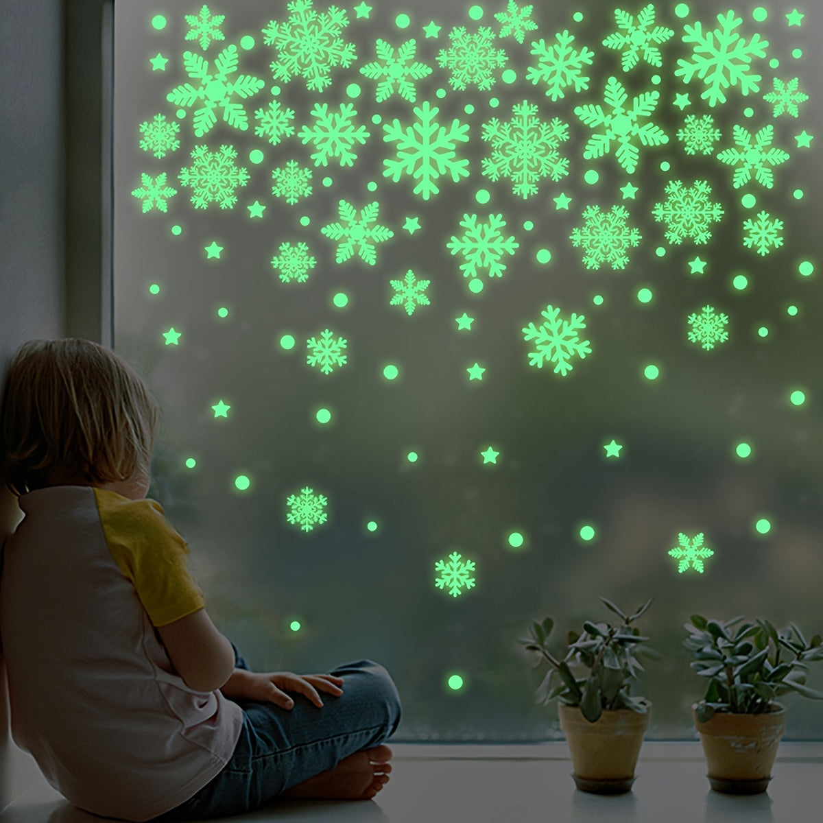 Classic Christmas Snowflake Wall Stickers with 3D glow in the dark effect, static cling plastic window decals in cartoon irregular shape. Single use holiday decor, each snowflake measures 3.0cm x 3.0cm. 50 pieces included.