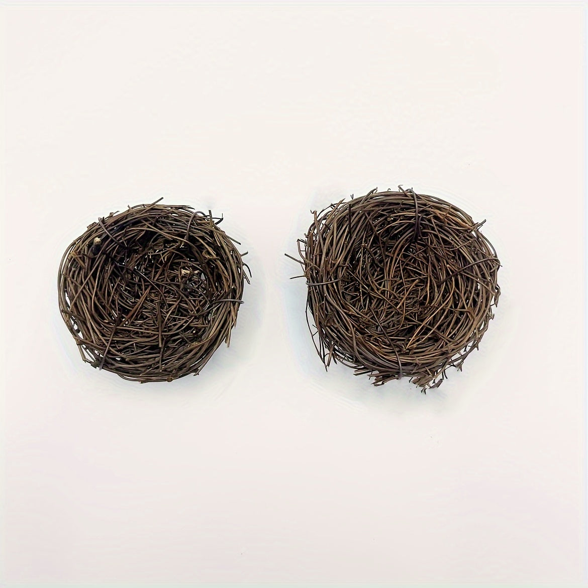 2pcs handmade natural rattan bird nests for garden or party decor, suitable for bird species. Eggs not included.