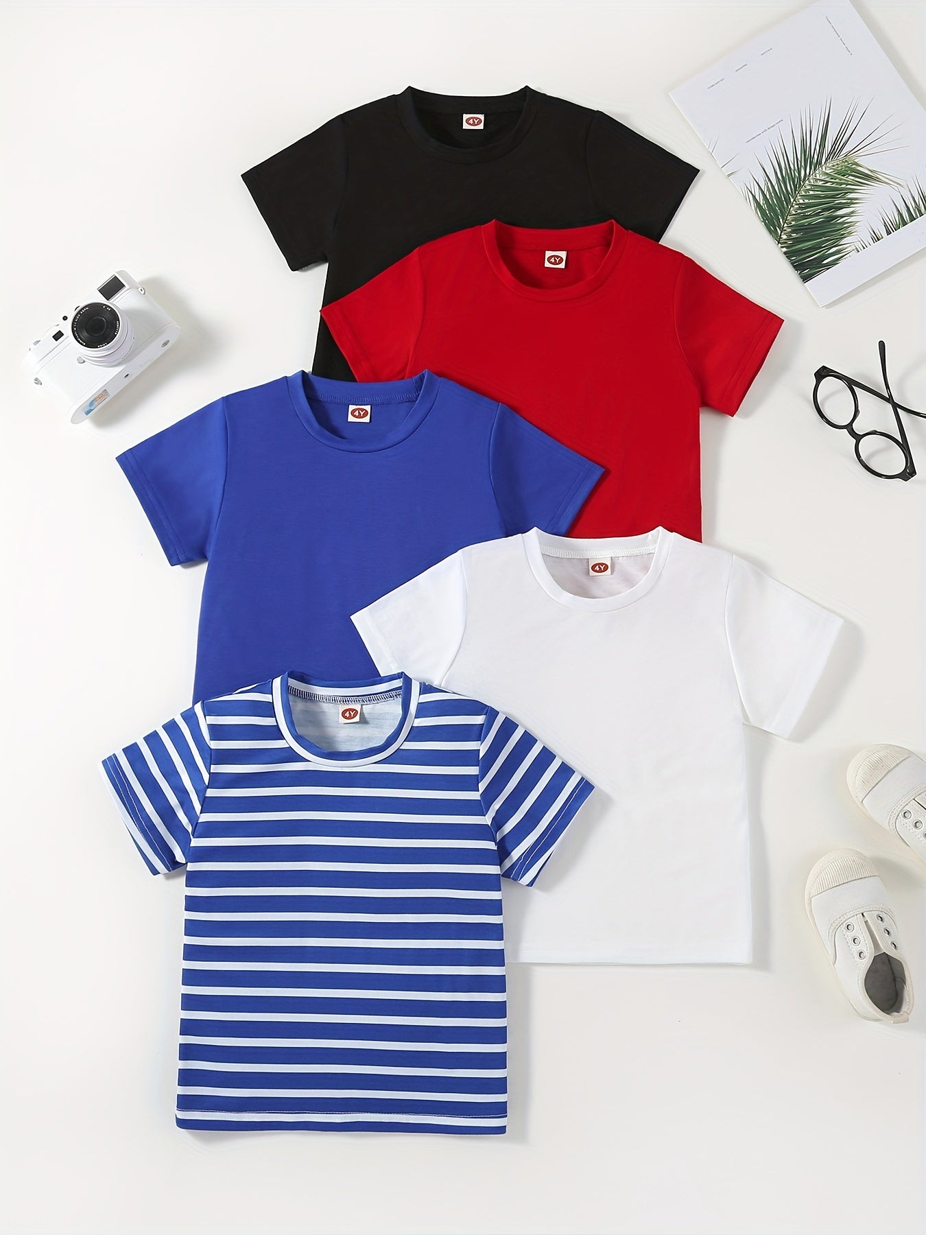 5 solid color and striped round neck t-shirts for boys and girls, ideal for summer wear