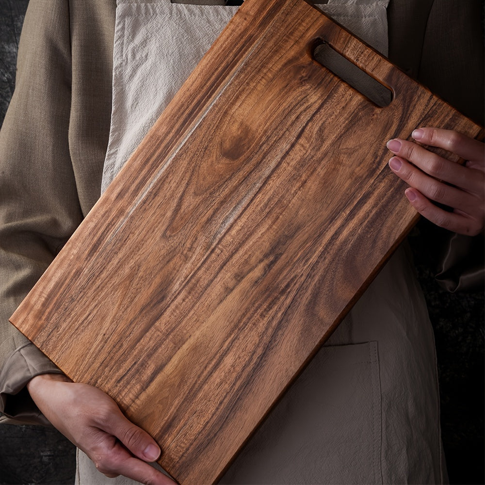 1 piece of versatile wooden chopping board - perfect for cutting cheese, meat, bread, vegetables, and fruits in your home, dormitory, or kitchen. Makes a great gift for family and friends who love cooking and entertaining.