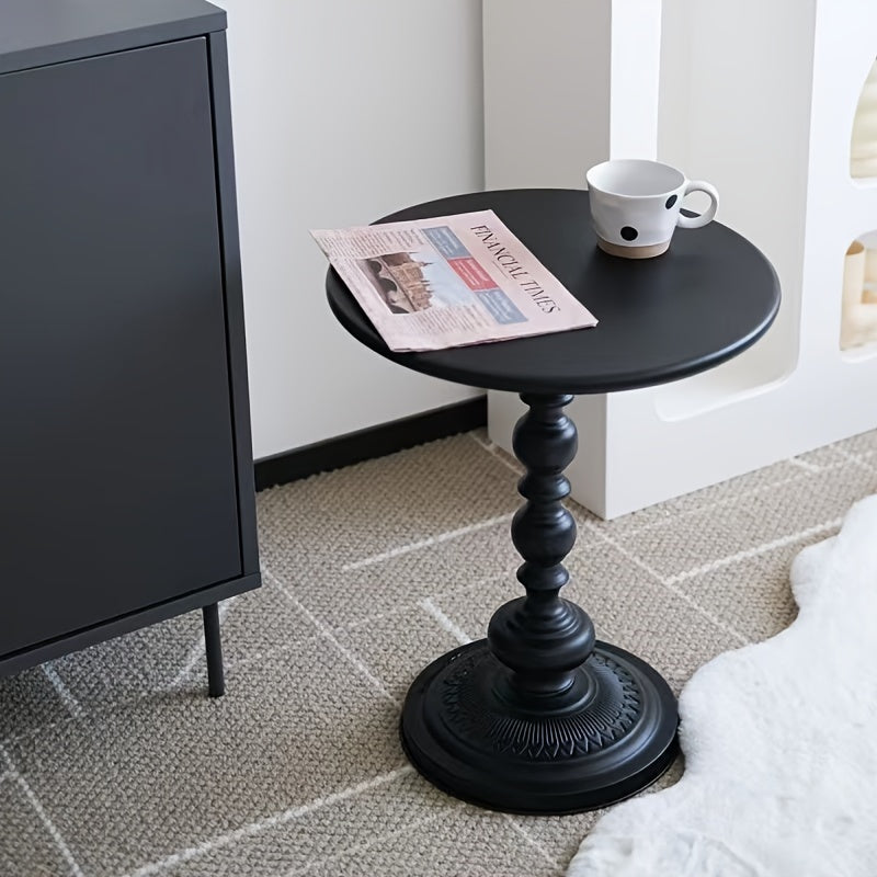 Stylish Black Metal Side Table - Retro Design, Small Coffee & Bedside Furnishing for Living Room and Outdoor Space