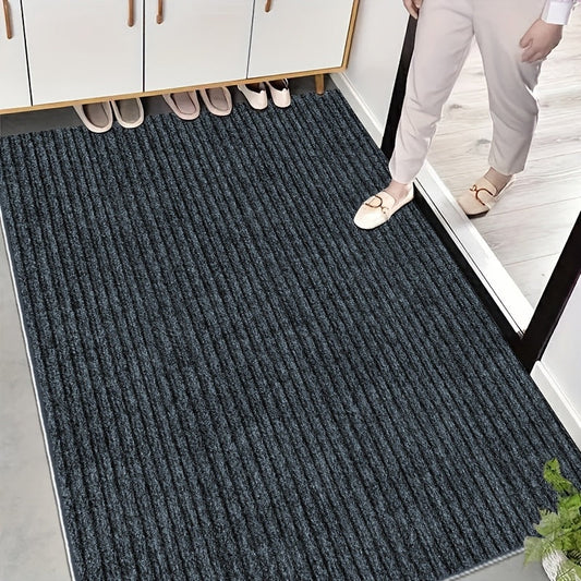 Durable All-Season Outdoor and Indoor Door Mat for Home Entrance, Anti-Slip Heavy Duty Front Door Mat for Garage, Garden, and Pets, Easy to Clean Absorbent Washable Dirt Trapper Indoor Mat