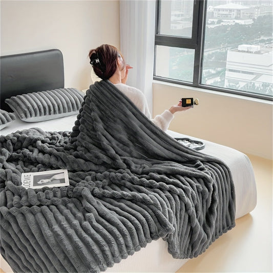 High-Quality Plush Blanket, Soft and Skin-Friendly, Stylish Solid Color, Providing Comfort and Warmth