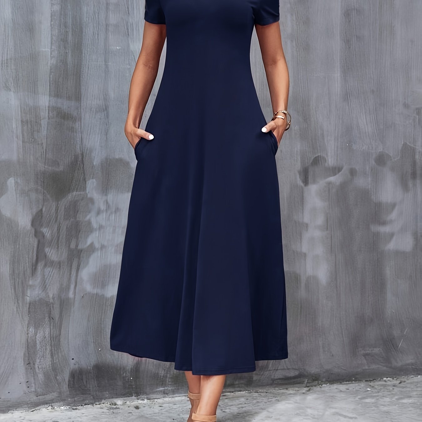 Women's Elegant Green V-Neck A-Line Dress with Pockets, Casual Polyester Blend, Machine Washable, Perfect for All Seasons, Comfortable Fashion with Glossy Texture.