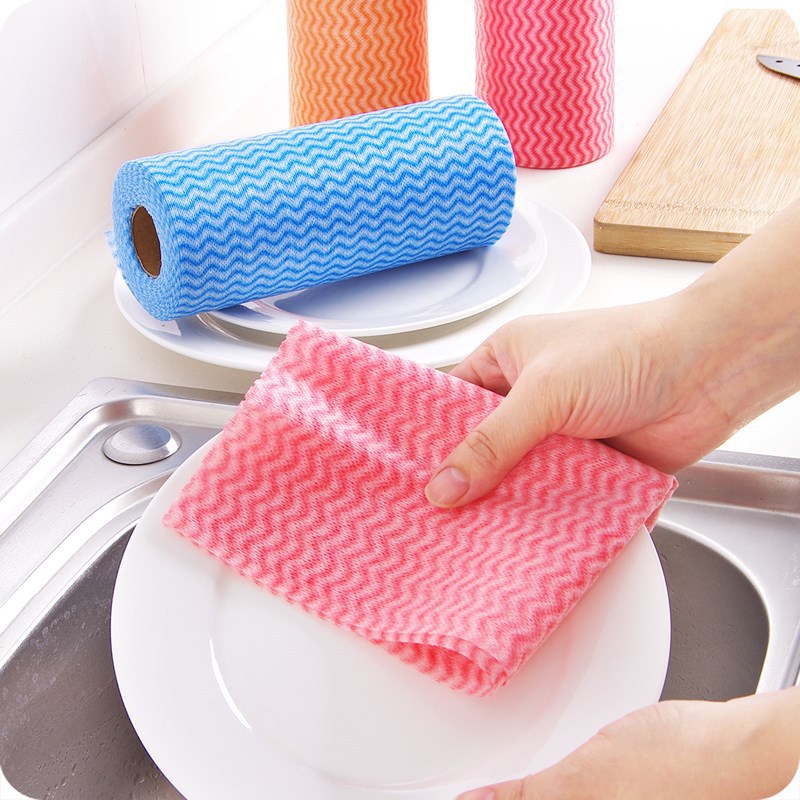 1 roll containing 50pcs of oil-free washable non-woven cloth, disposable dish towels. These versatile towels are perfect for use in the kitchen, living room, bathroom, toilet, and more. Perfect for those looking for a convenient cleaning solution.