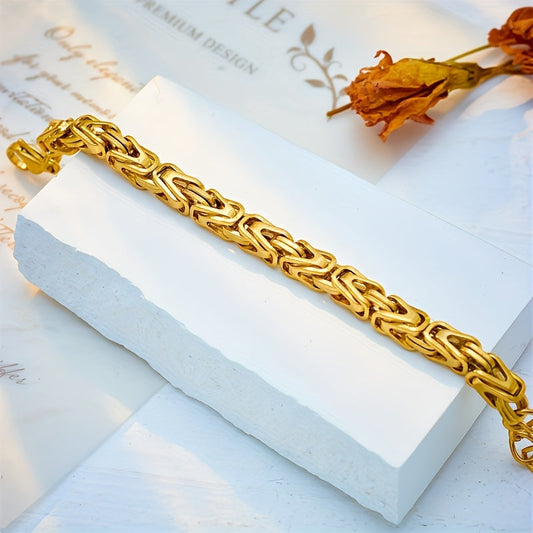 This fashionable non-fading jewelry gift is an elegant hip hop style stainless steel golden thick chain bracelet for women, perfect for daily wear and party occasions.