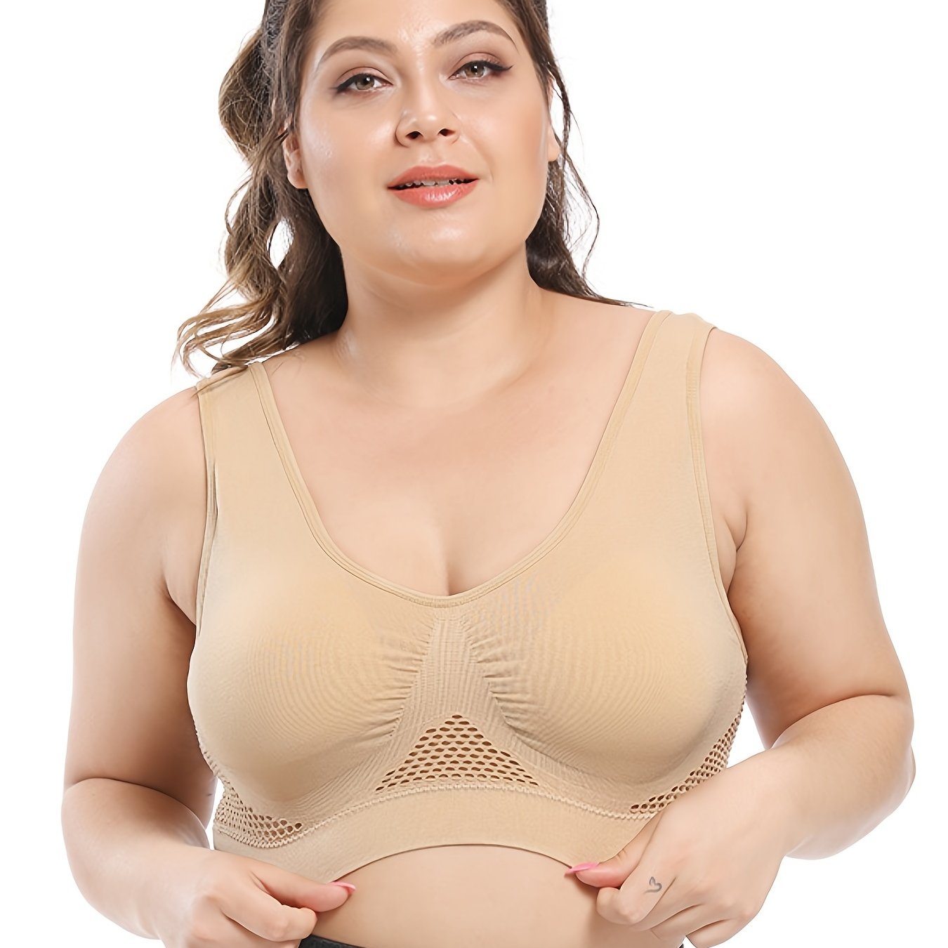 Seamless purple sports bra for plus size women, with breathable mesh fabric, push-up support, removable pads, and comfort fit. Available in sizes 36XL to 40XL.