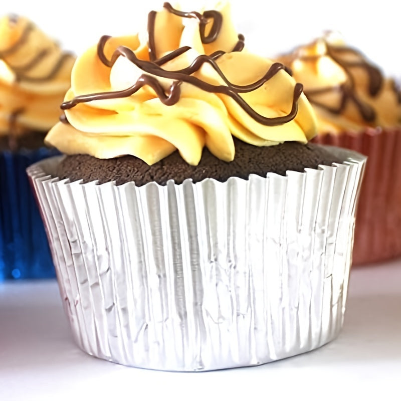 100 pieces of silvery foil metallic cupcake case liners for baking muffins in paper cups.