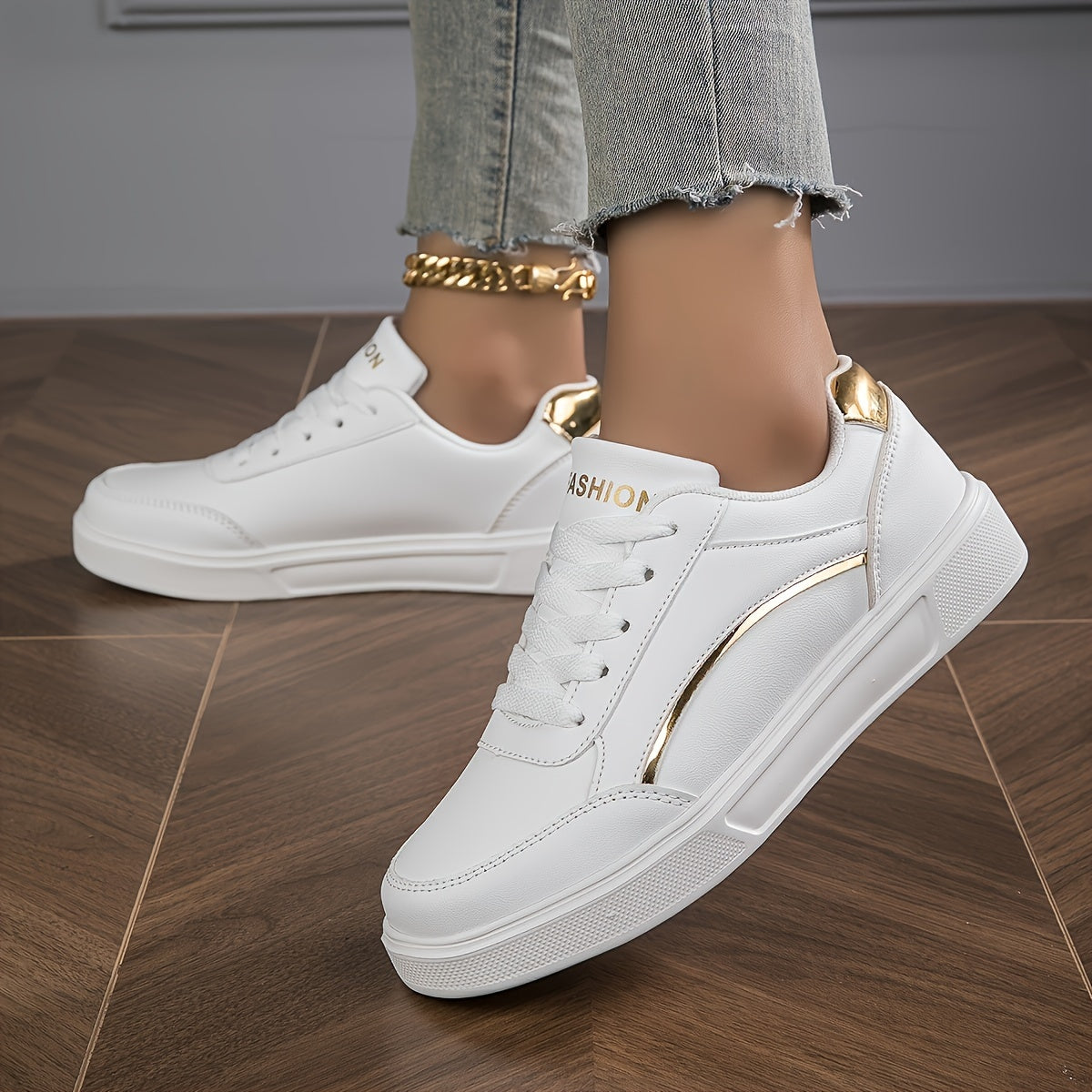 Simple flat casual fashion sports shoes for women