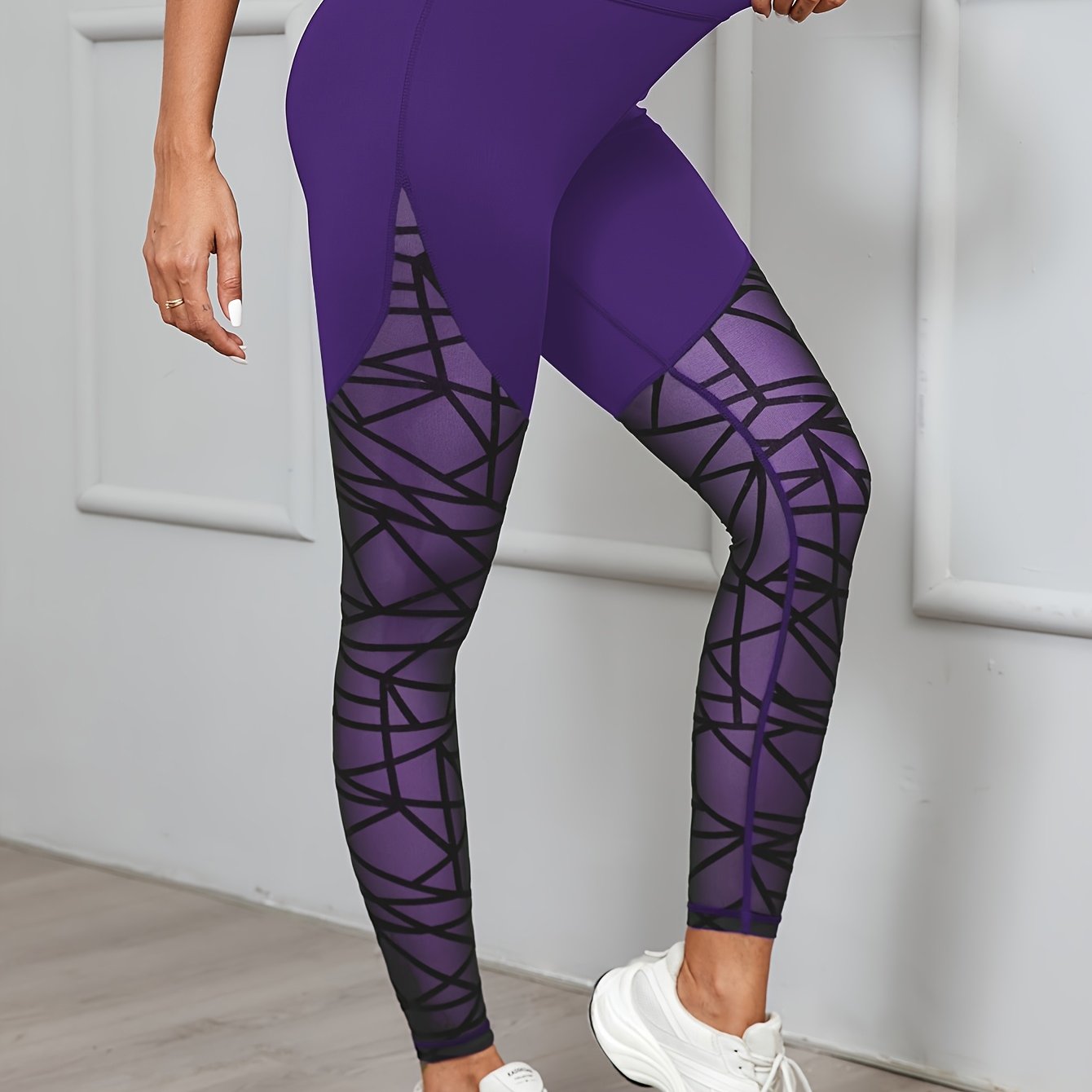 High waist geometric mesh leggings for daily fitness and yoga, women's activewear.