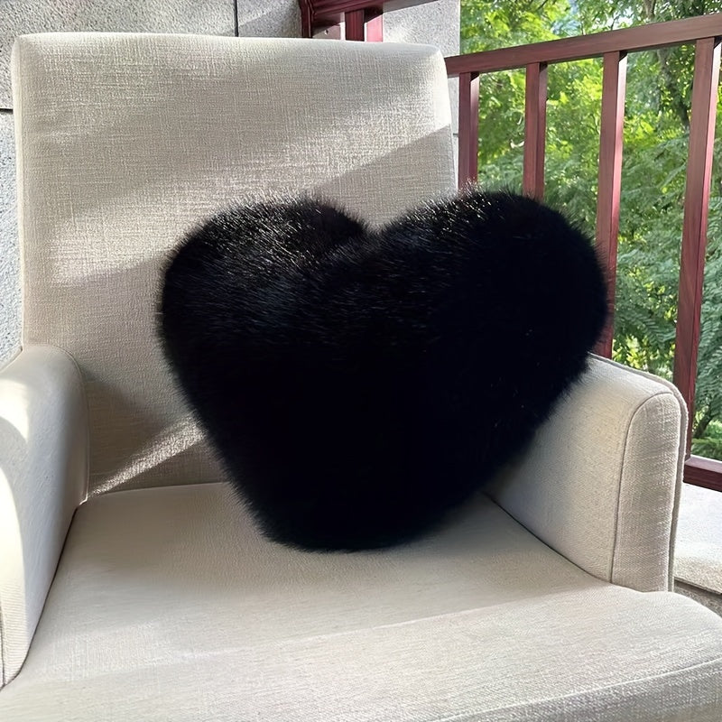 Heart-shaped cushion made of modern faux fur, perfect for all seasons, machine washable, great for sofa or bed decor, ideal gift for birthdays or Valentine's Day, made of fox fur.