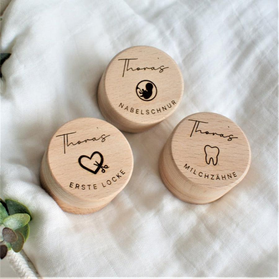 1 piece of a personalized engraved wooden box for keeping first hair, umbilical cord, and milk tooth keepsakes, contains 3 pieces.