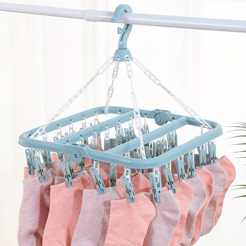 The Yunce 32 Clips Folding Drying Rack is perfect for organizing baby and toddler accessories. It can be hung in the wardrobe to keep things tidy and prevent them from getting blown away. This rack is also great for drying saliva towels. It makes a