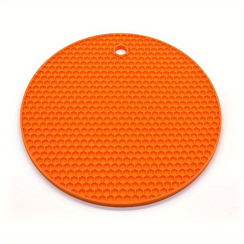 Round placemats with heat insulation, non-slip cup coasters, and pot pads for kitchen use.