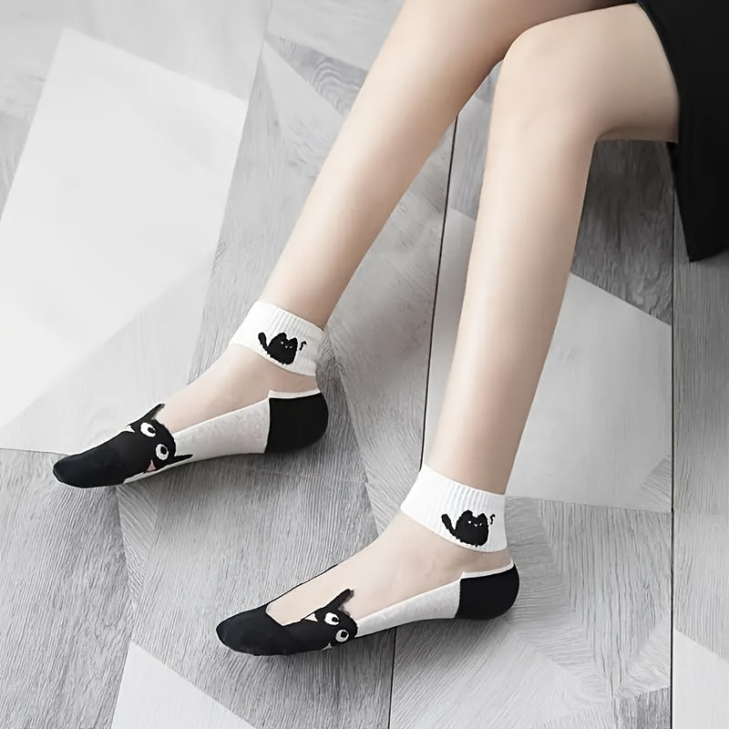 5 cute cat pattern ankle socks for women made of breathable polyester/spandex blend with color block knit design.