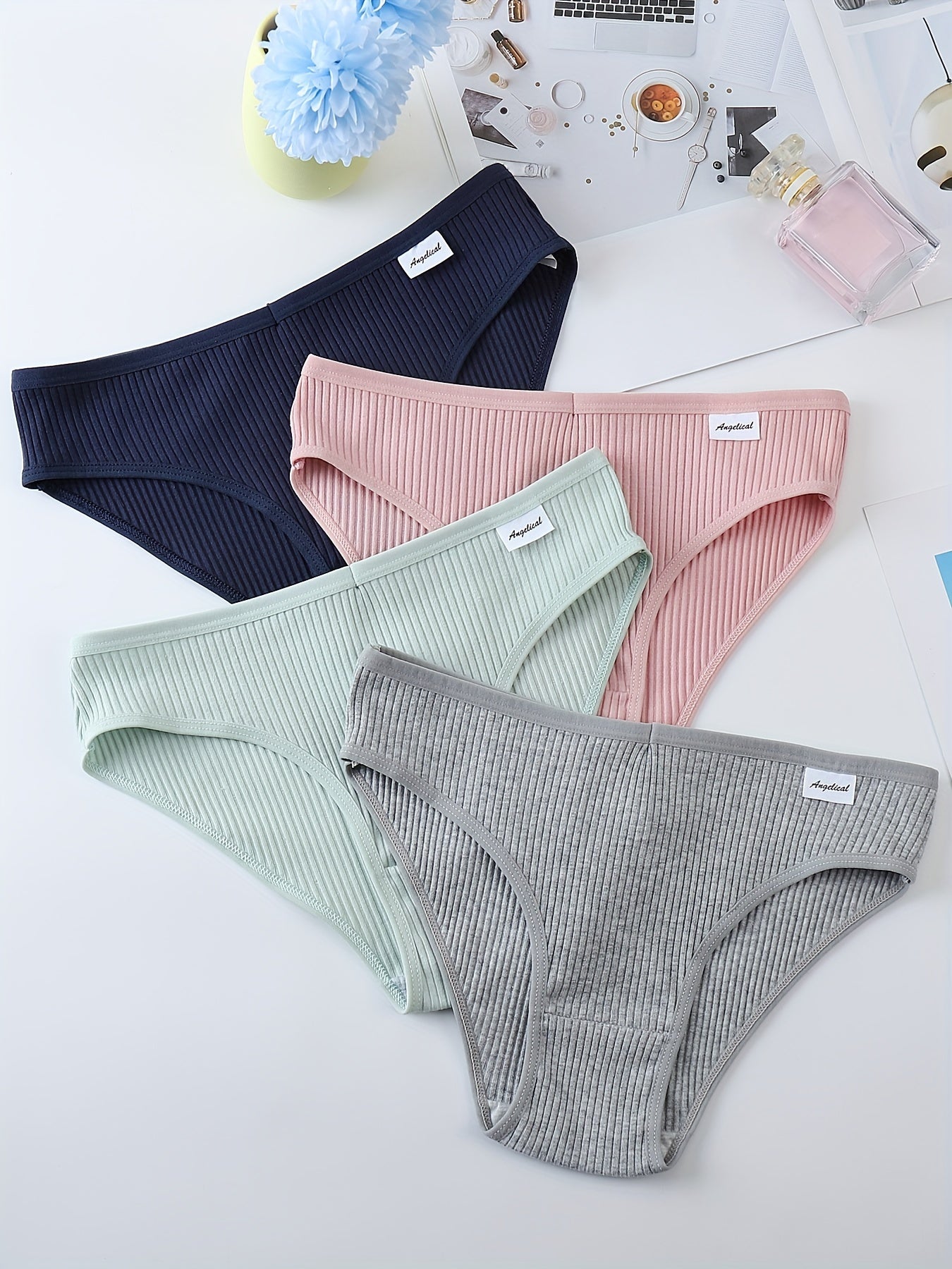 Four letter patch ribbed briefs, comfortable and breathable underwear for women.